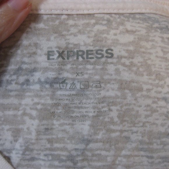 NWOT Express white graphic tee t shirt top XS extra small - Picture 5 of 5